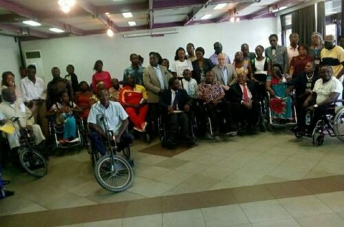 Article : Comment, au Cameroun, les candidats à la présidentielle 2018 abordent-ils la problématique du handicap ?